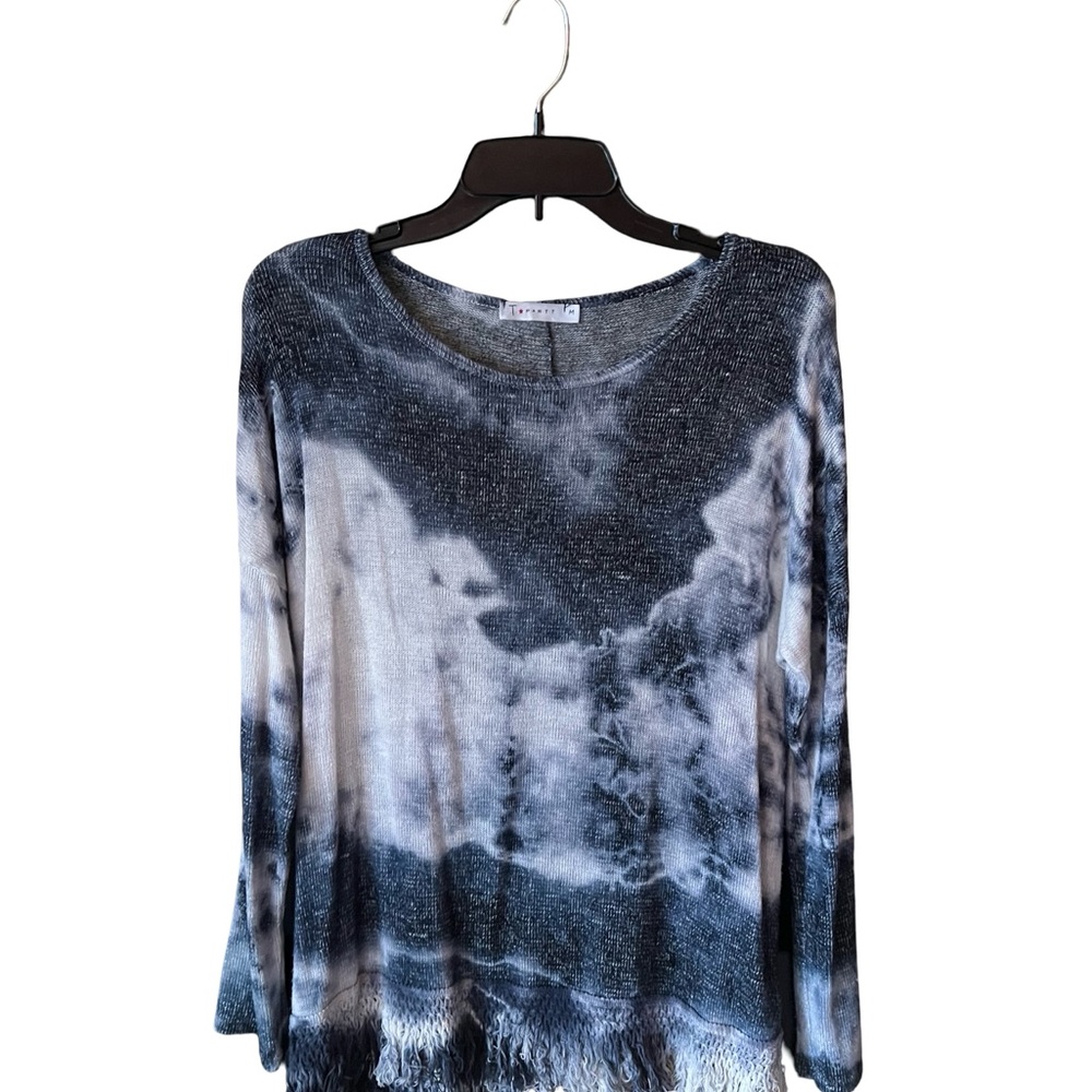 T Party Fashion Black and White Tie-Dye Long Sleeve sweater